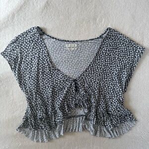 Urban Outfitters Cropped Floral Blouse